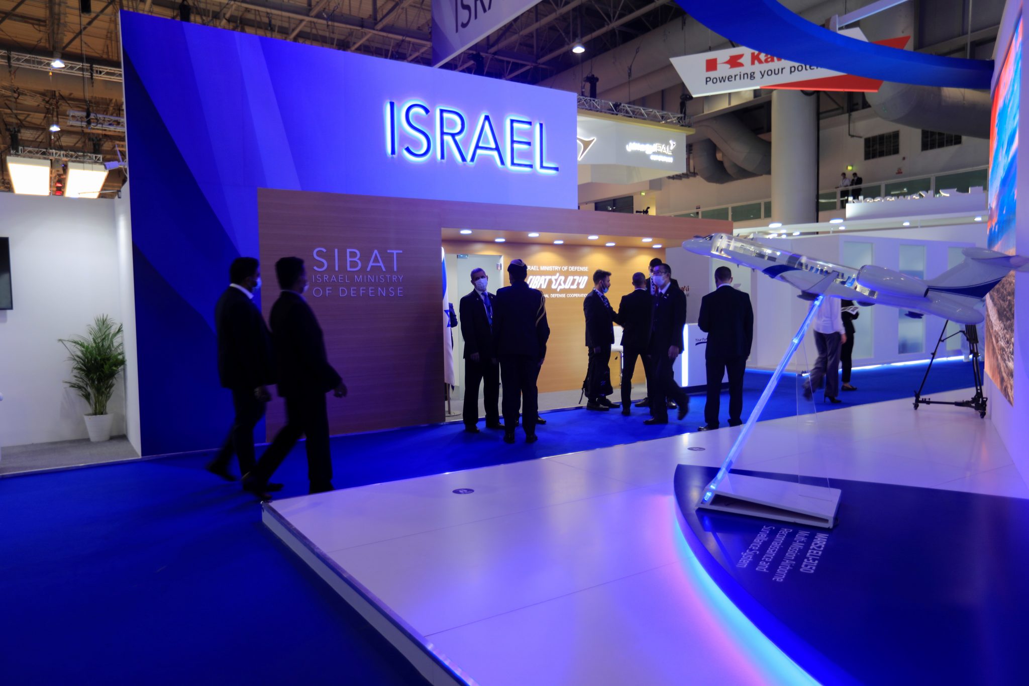 For the first time, Israel presents defense technology at the Dubai